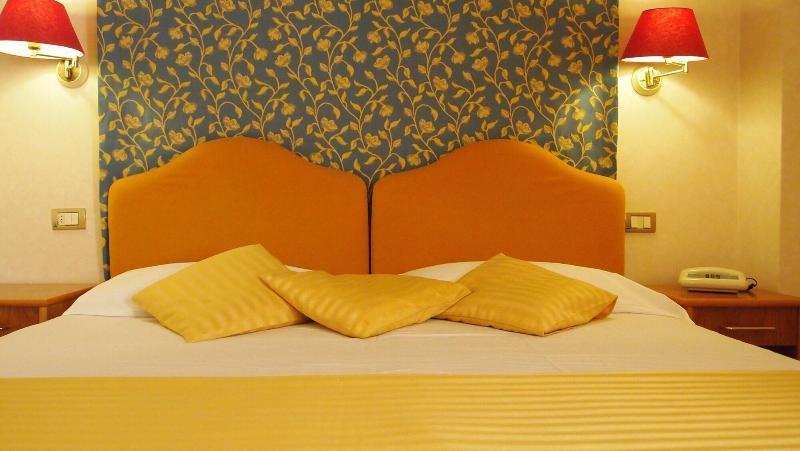 Piccolo Hotel Moneglia Bagian luar foto