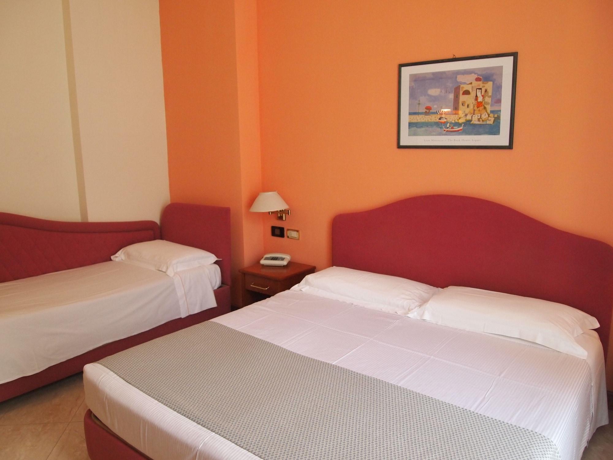Piccolo Hotel Moneglia Bagian luar foto