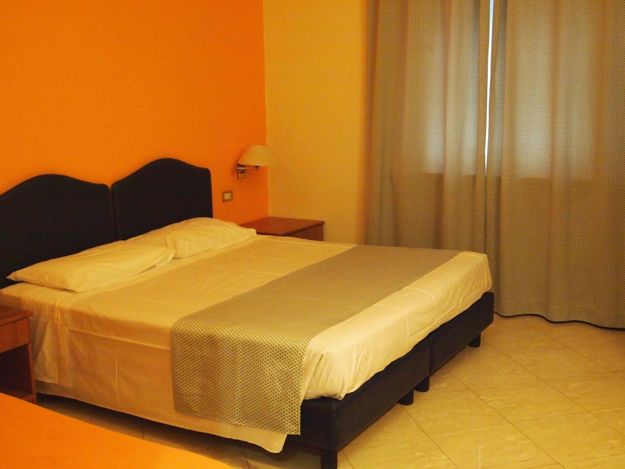 Piccolo Hotel Moneglia Bagian luar foto