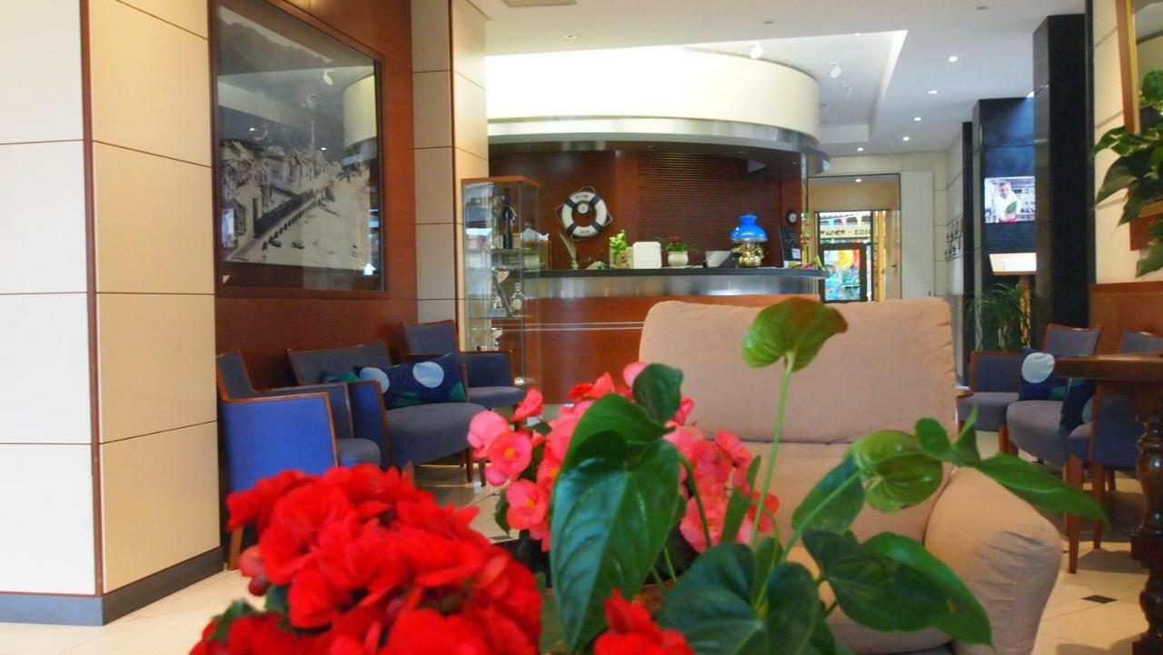 Piccolo Hotel Moneglia Bagian luar foto